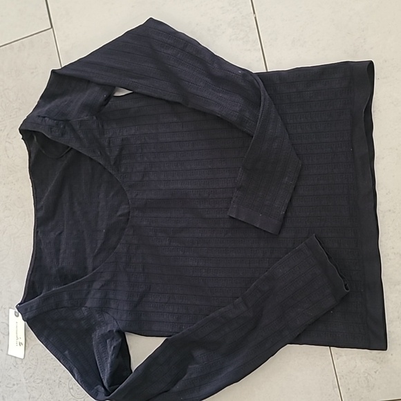 Anthropologie black long sleeve scoop neck Back. NWT - Picture 7 of 7